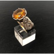 citrine-ring-swirl-silver-claw-1-sandrakernsjewellery.