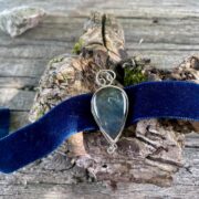 labradorite-choker-blue-velvet-sandrakernsjewellery