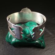 malachite-bangle-antiqued-triplestone-back-4-sandrakernsjewellery