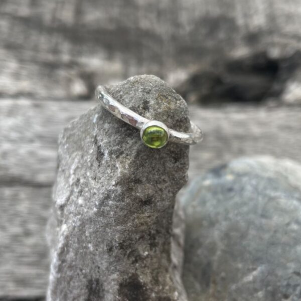 peridot-small-ring-silver-sandrakernsjewellery