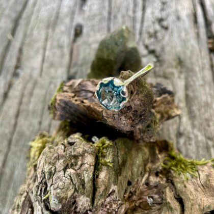 sky-blue-topaz-ring-silver-sandrakernsjewellery